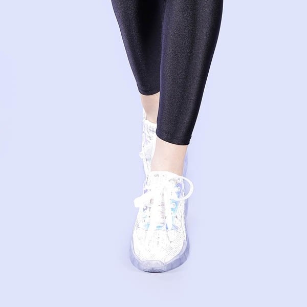 Дамски спортни обувки Xiang бели, 5 - Kalapod.bg
